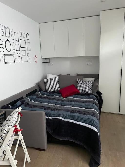 Tesoro Calle, Precioso Estudio Super Equipado Para Dos En Malasana Madrid Kültér fotó