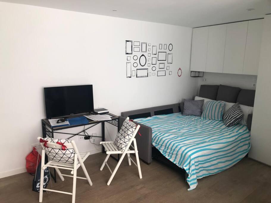 Tesoro Calle, Precioso Estudio Super Equipado Para Dos En Malasana Madrid Kültér fotó